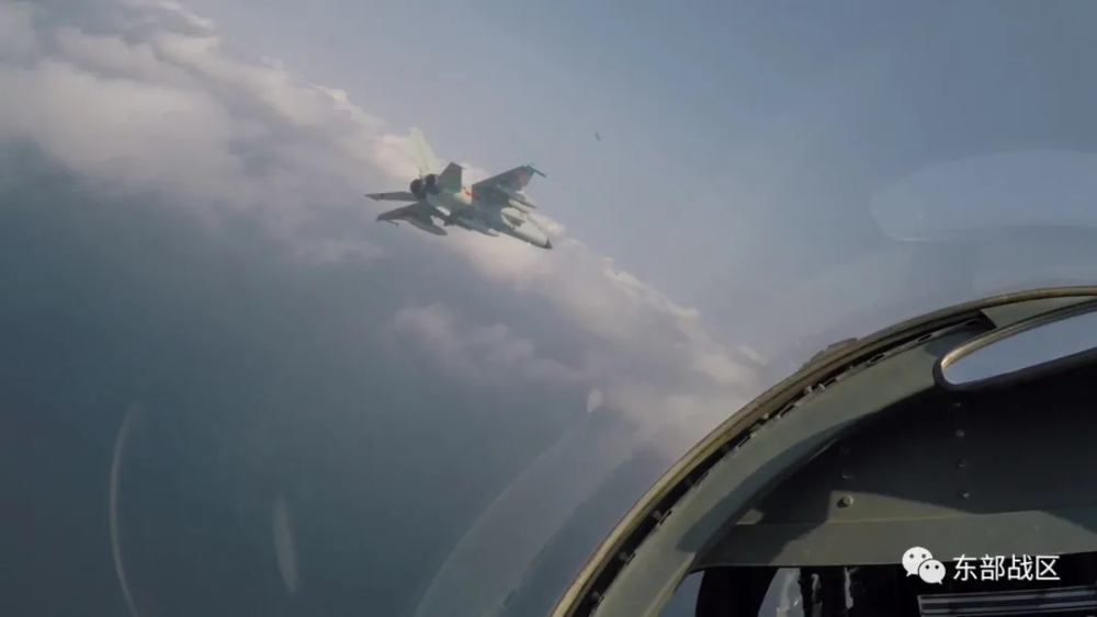 空中打击游戏的背景音乐_空中打击游戏_空中打击游戏手机版安卓