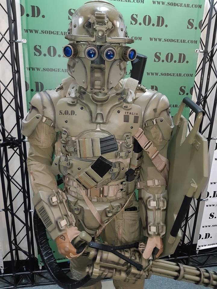 人体装甲骨骼_人体装甲_人类装甲