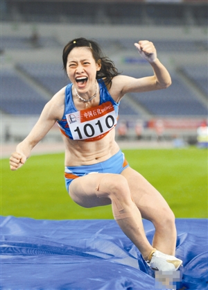 火辣女孩征服飞人：奇迹如何发生？