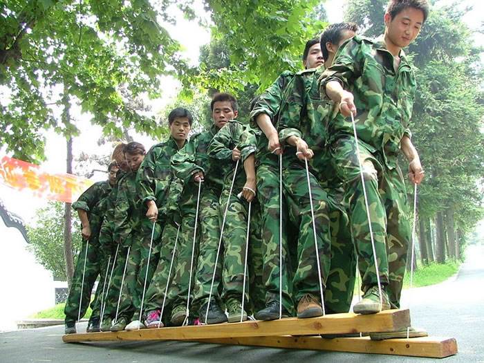 户外拓展小学生游戏有哪些_小学生户外拓展游戏100个_小学生户外拓展游戏