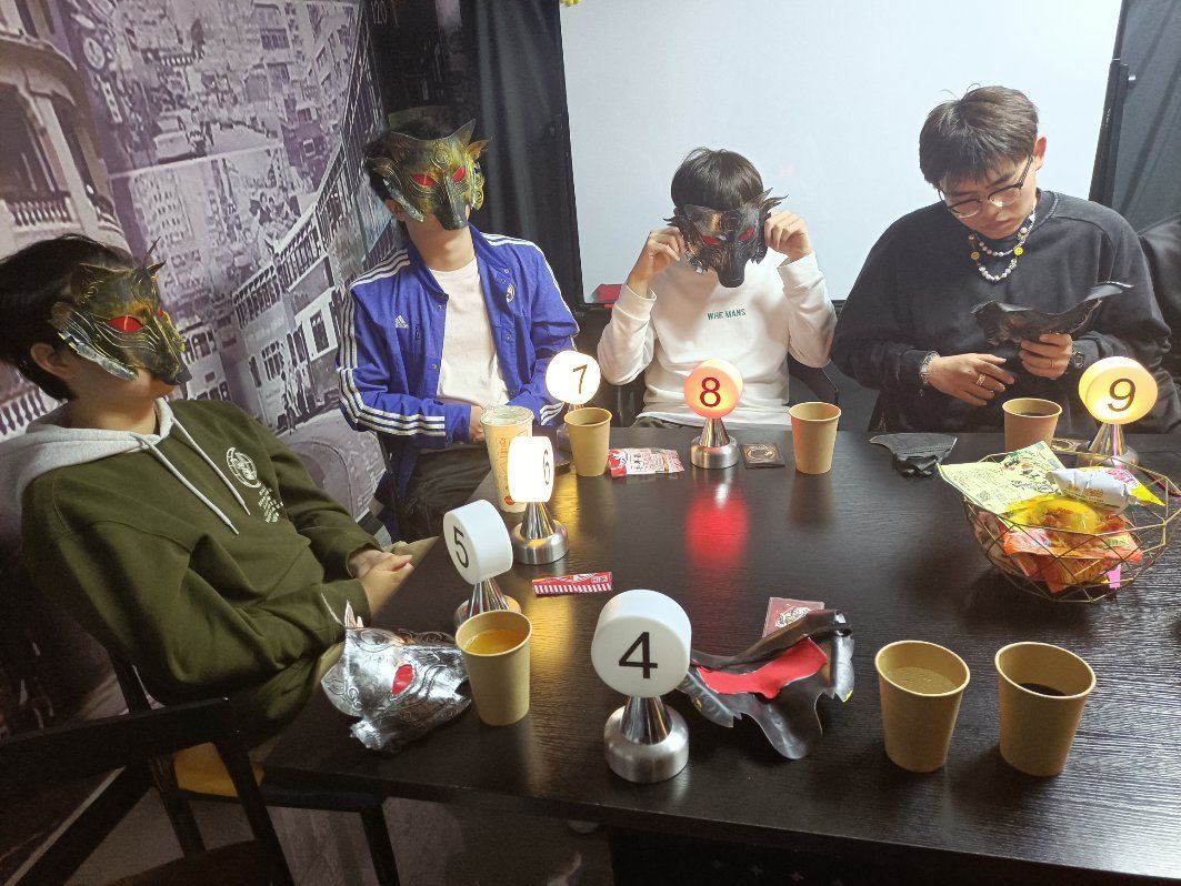人狼游戏4_游戏人狼村之谜真相_游戏人狼村之谜