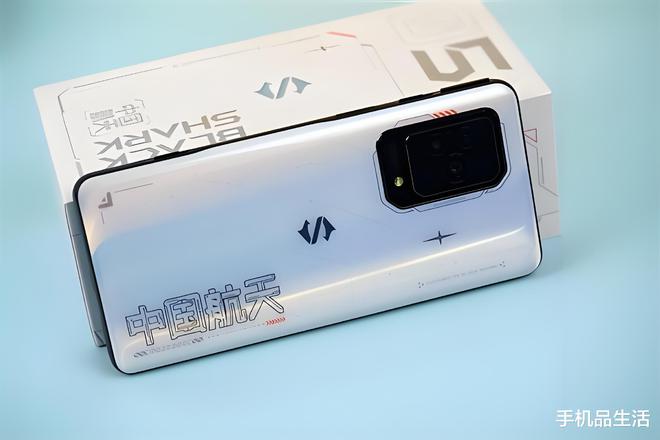 腾讯黑鲨3怎么样_腾讯黑鲨游戏手机3s配置_腾讯黑鲨游戏手机3s